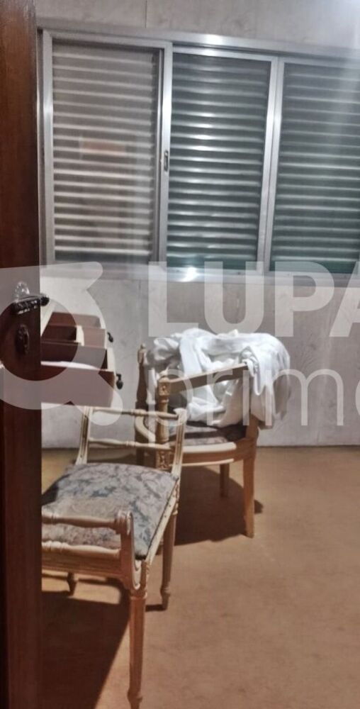 Casa, 3 quartos, 244 m² - Foto 1