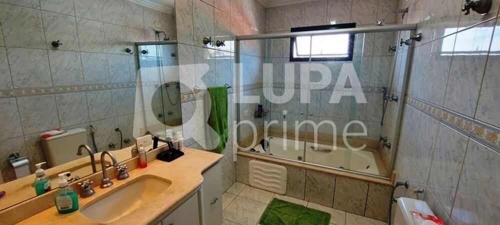 Casa, 3 quartos, 377 m² - Foto 1