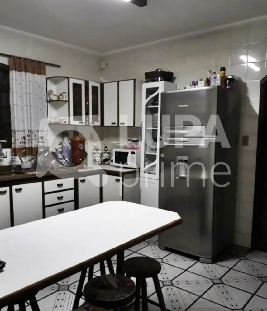 Casa, 4 quartos, 191 m² - Foto 9