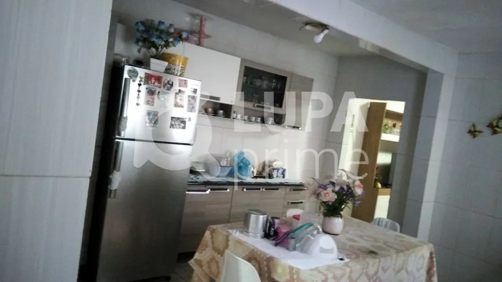 Casa, 7 quartos, 175 m² - Foto 1