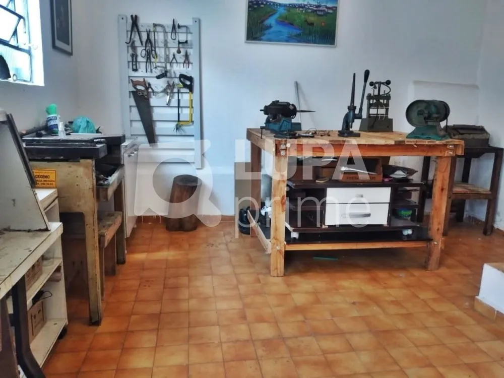 Casa, 6 quartos, 262 m² - Foto 1