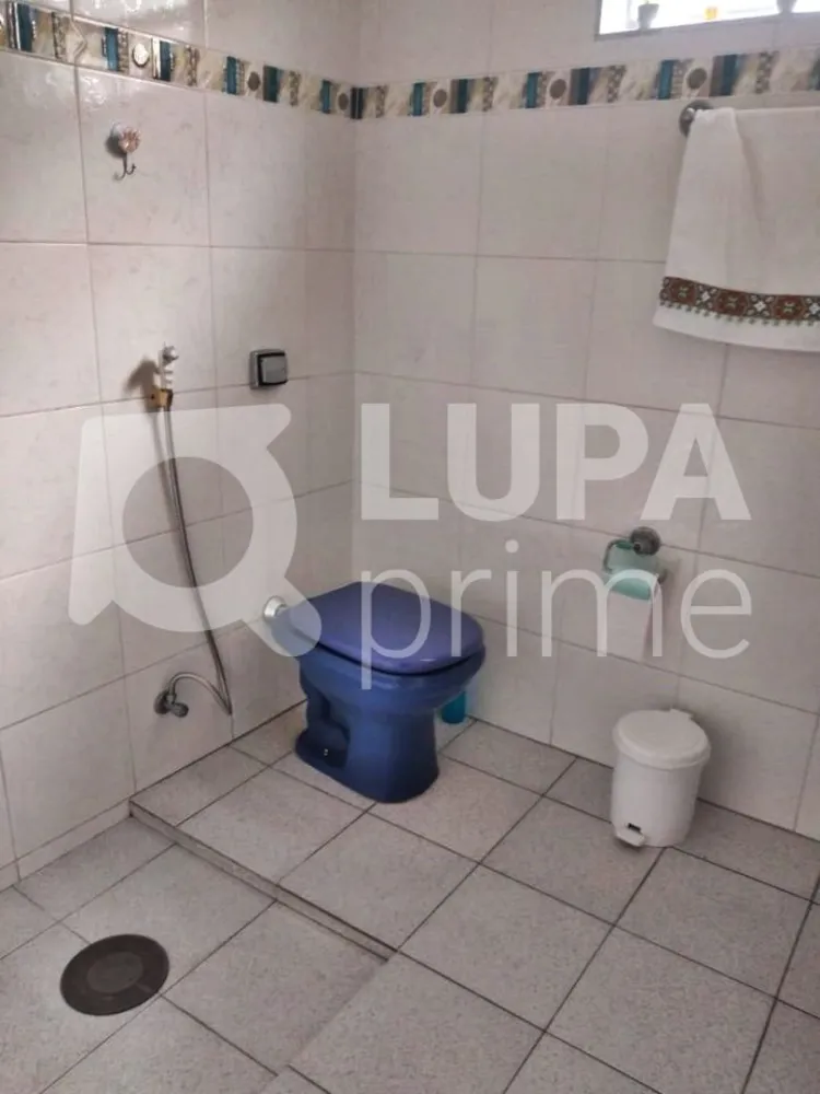 Casa, 6 quartos, 262 m² - Foto 2