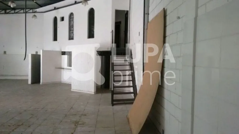 Loja-Salão, 220 m² - Foto 6