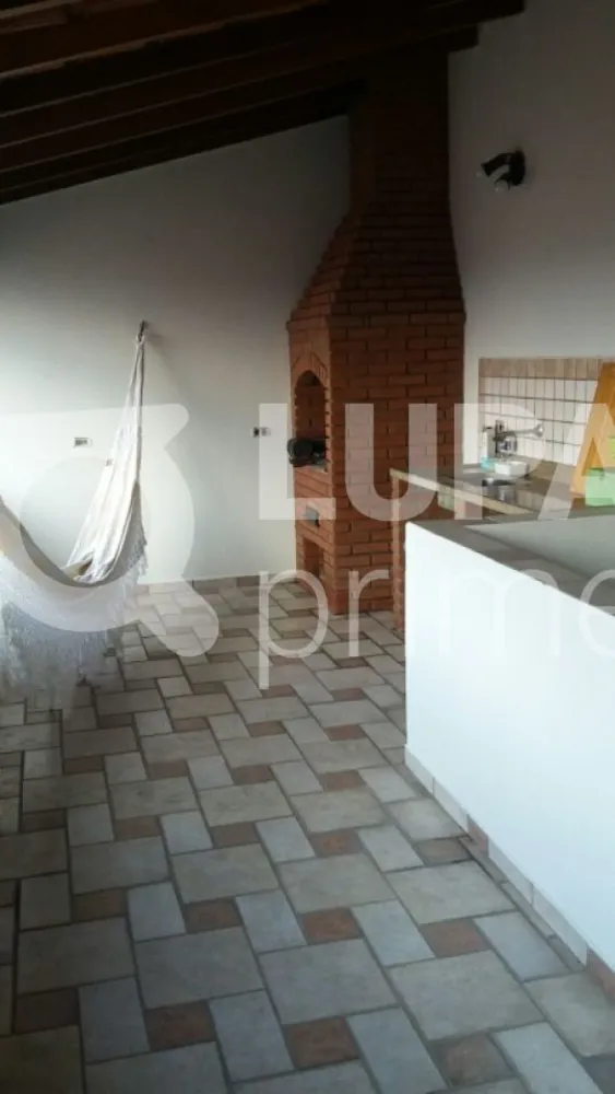 Casa, 3 quartos, 250 m² - Foto 4