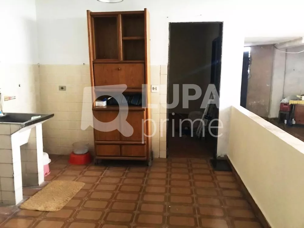 Casa à venda com 4 quartos, 256m² - Foto 10