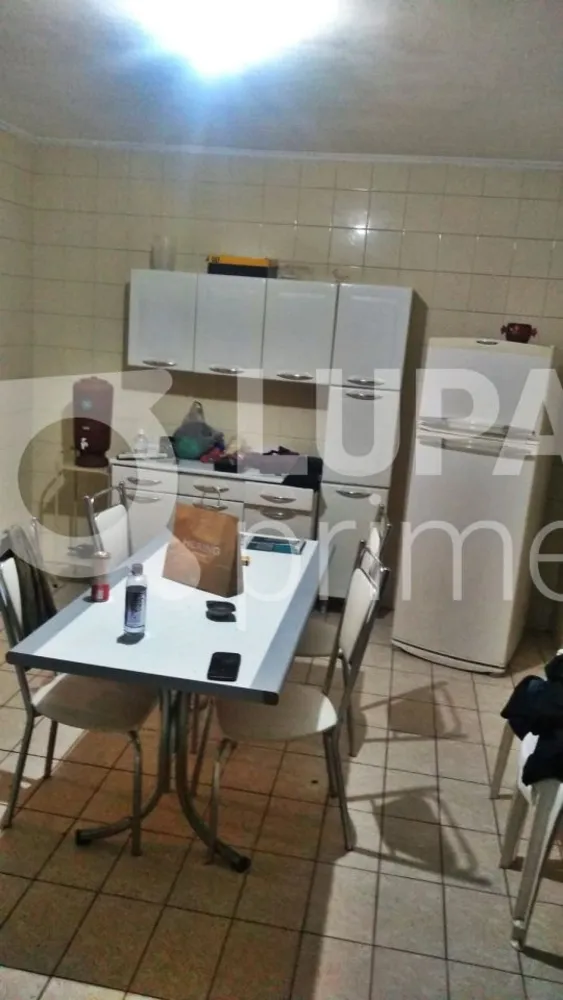 Casa, 4 quartos, 193 m² - Foto 1