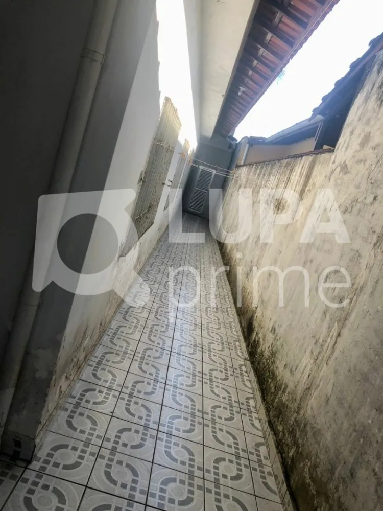 Casa, 3 quartos, 220 m² - Foto 9