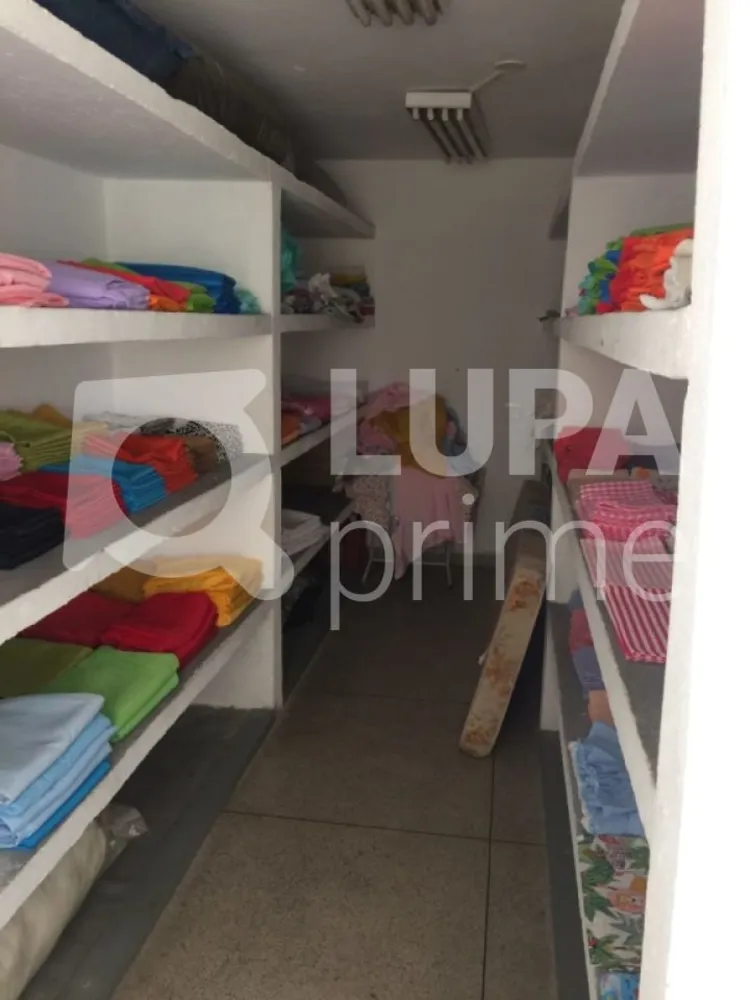 Depósito-Galpão, 240 m² - Foto 9