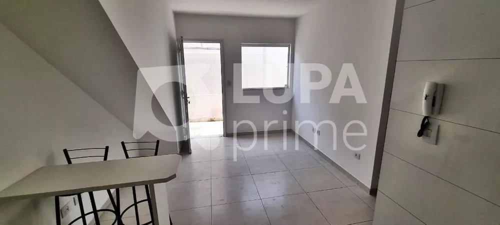 Casa à venda com 2 quartos, 49m² - Foto 3