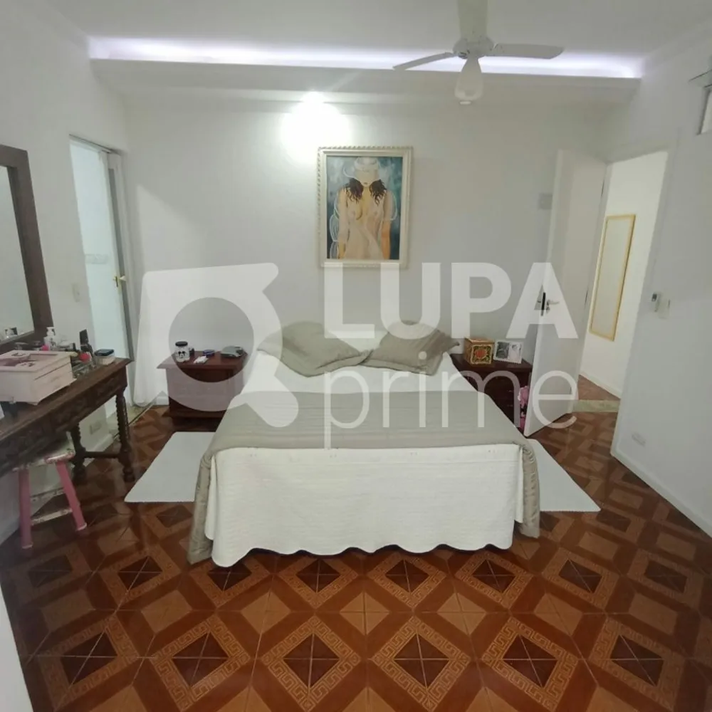 Casa, 5 quartos, 240 m² - Foto 11