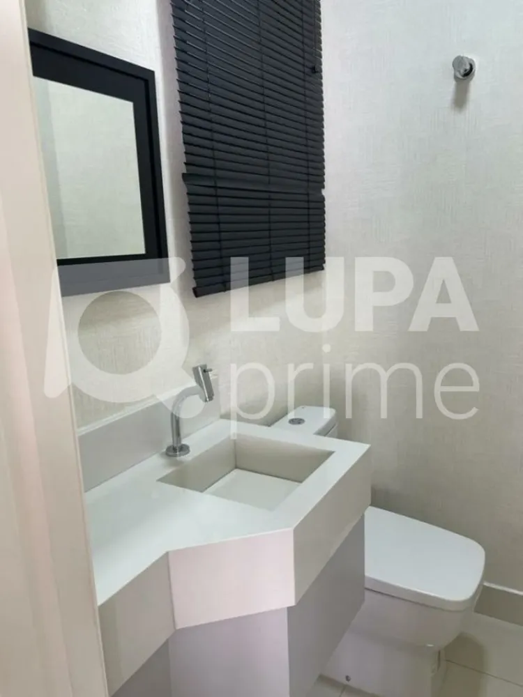 Casa, 3 quartos, 221 m² - Foto 2