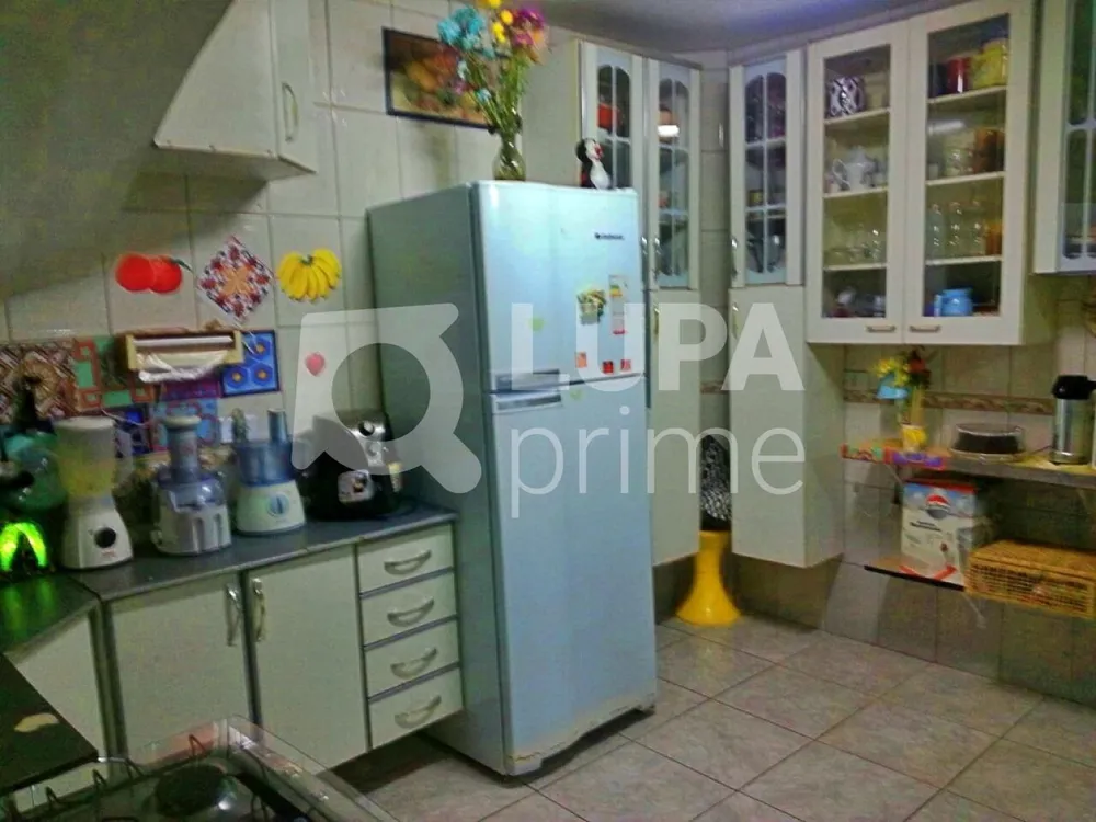 Casa, 3 quartos, 230 m² - Foto 11