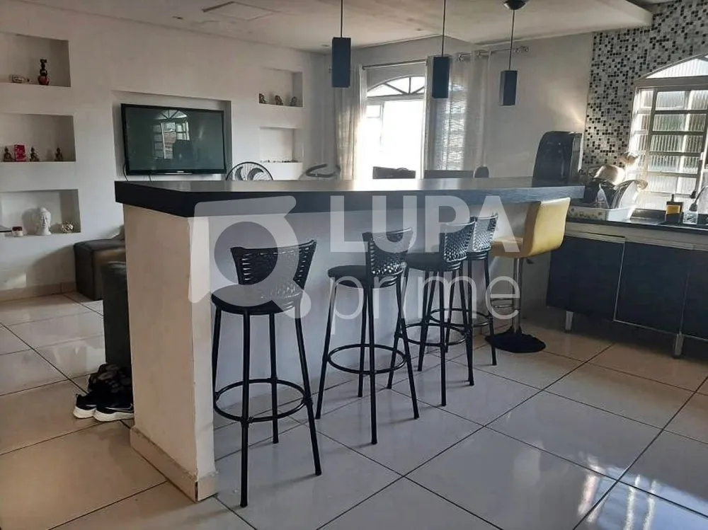 Casa, 4 quartos, 222 m² - Foto 13