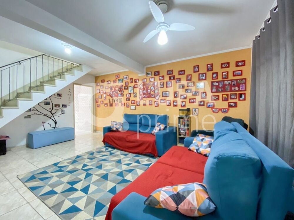 Casa, 2 quartos, 122 m² - Foto 1