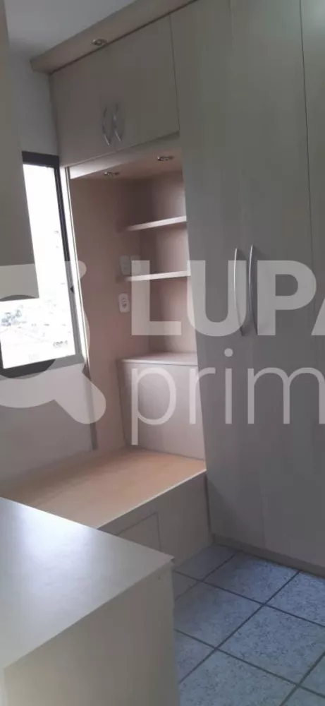 Apartamento à venda com 3 quartos, 80m² - Foto 4