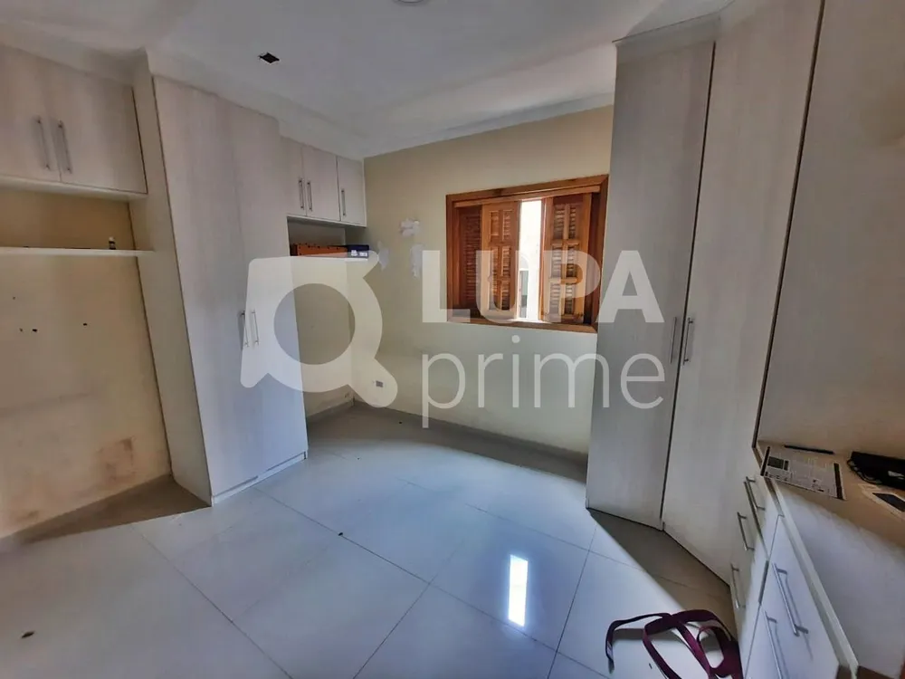Casa, 3 quartos, 250 m² - Foto 8