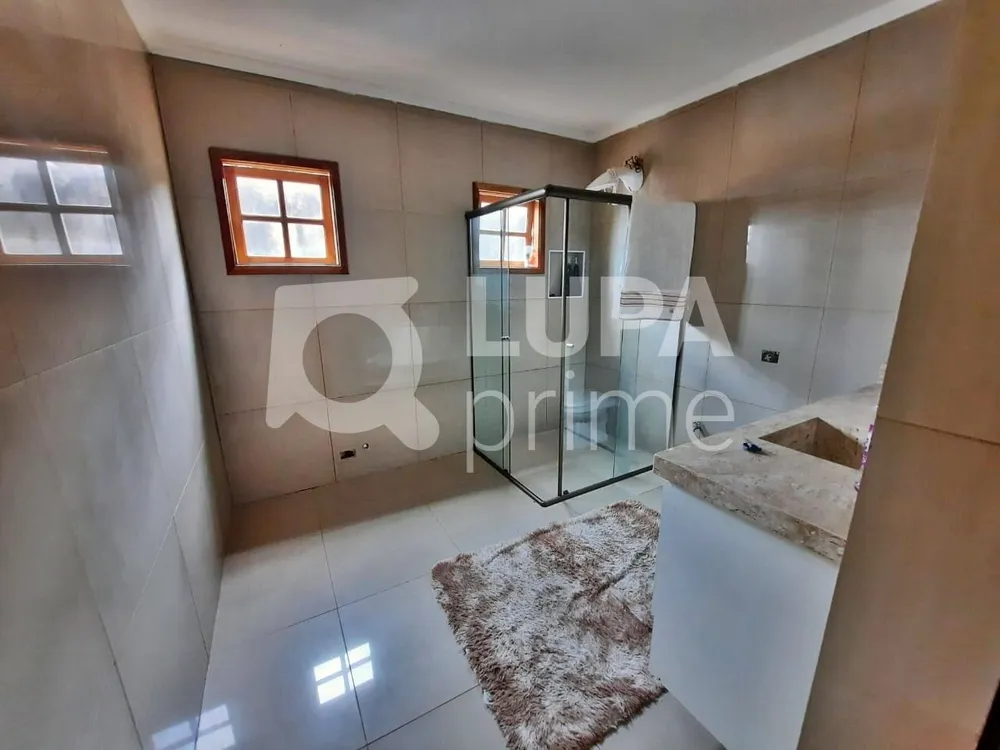 Casa, 3 quartos, 250 m² - Foto 4