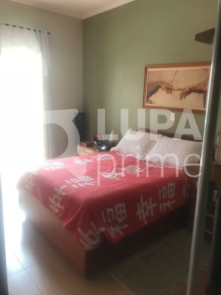 Casa, 3 quartos, 277 m² - Foto 1