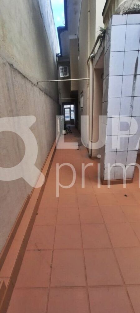 Casa à venda com 2 quartos, 130m² - Foto 10