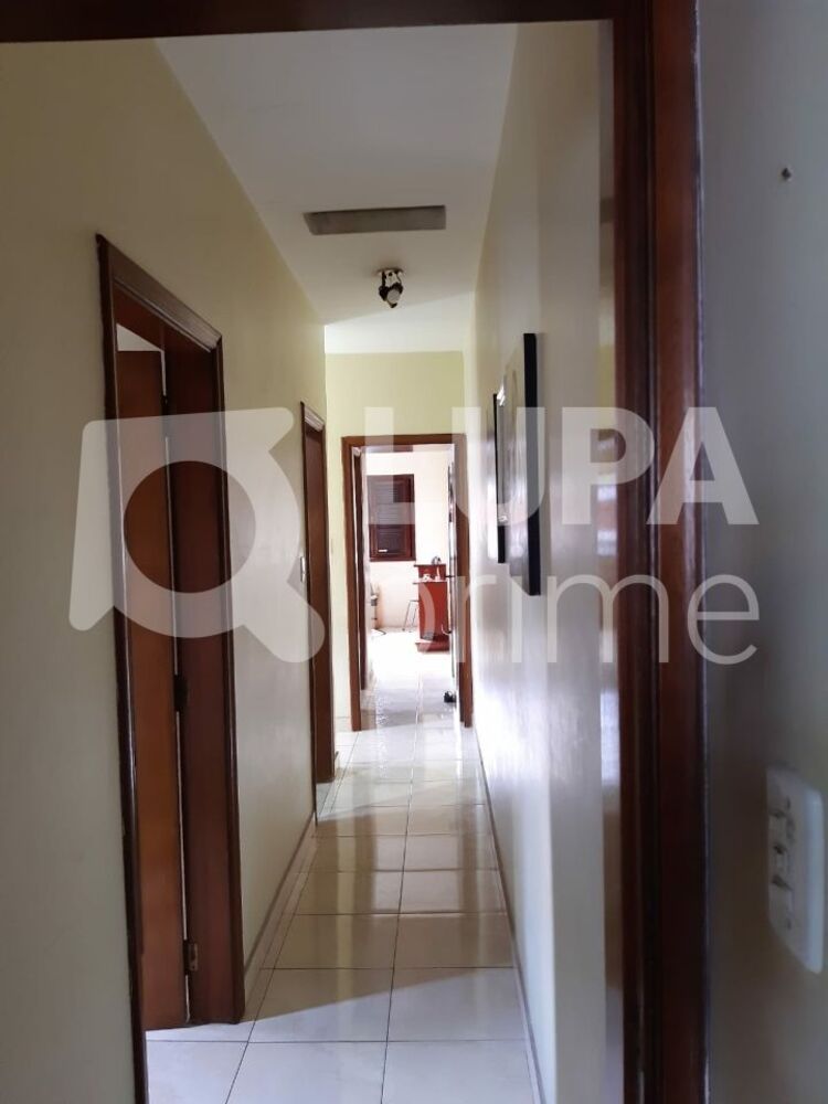 Casa, 4 quartos, 175 m² - Foto 2