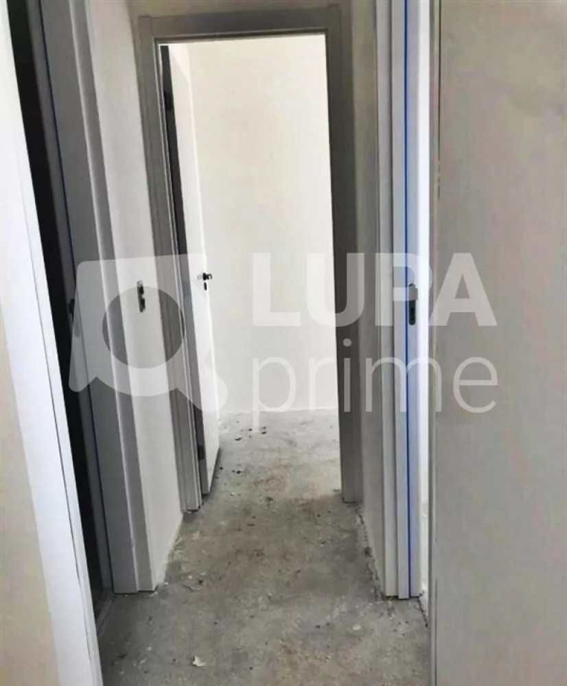 Apartamento à venda com 2 quartos, 67m² - Foto 4