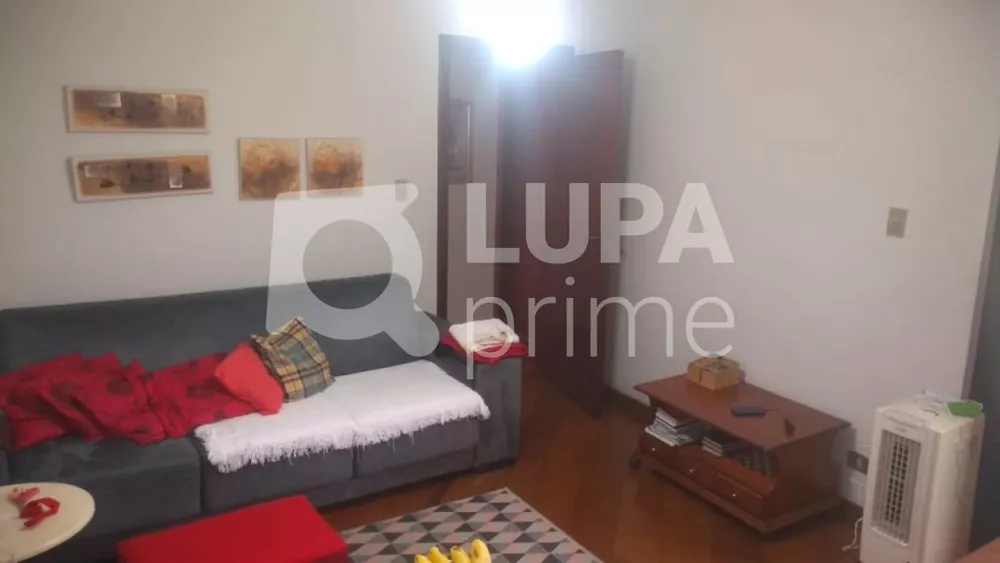 Apartamento à venda com 4 quartos, 236m² - Foto 14