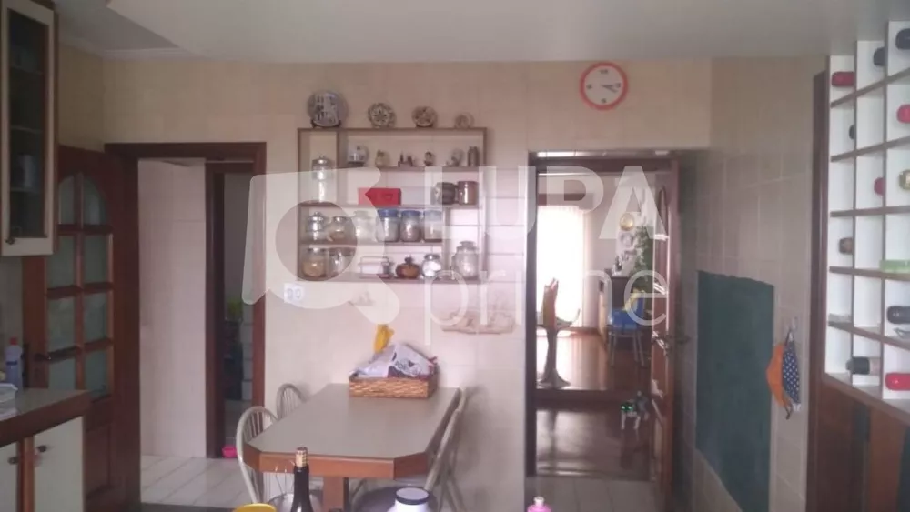 Apartamento à venda com 4 quartos, 236m² - Foto 5