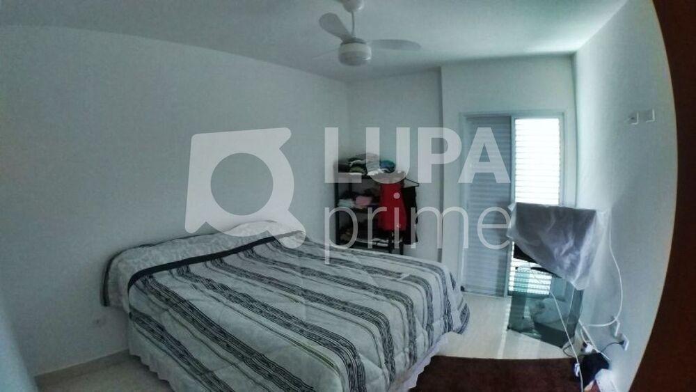 Casa à venda com 2 quartos, 104m² - Foto 2