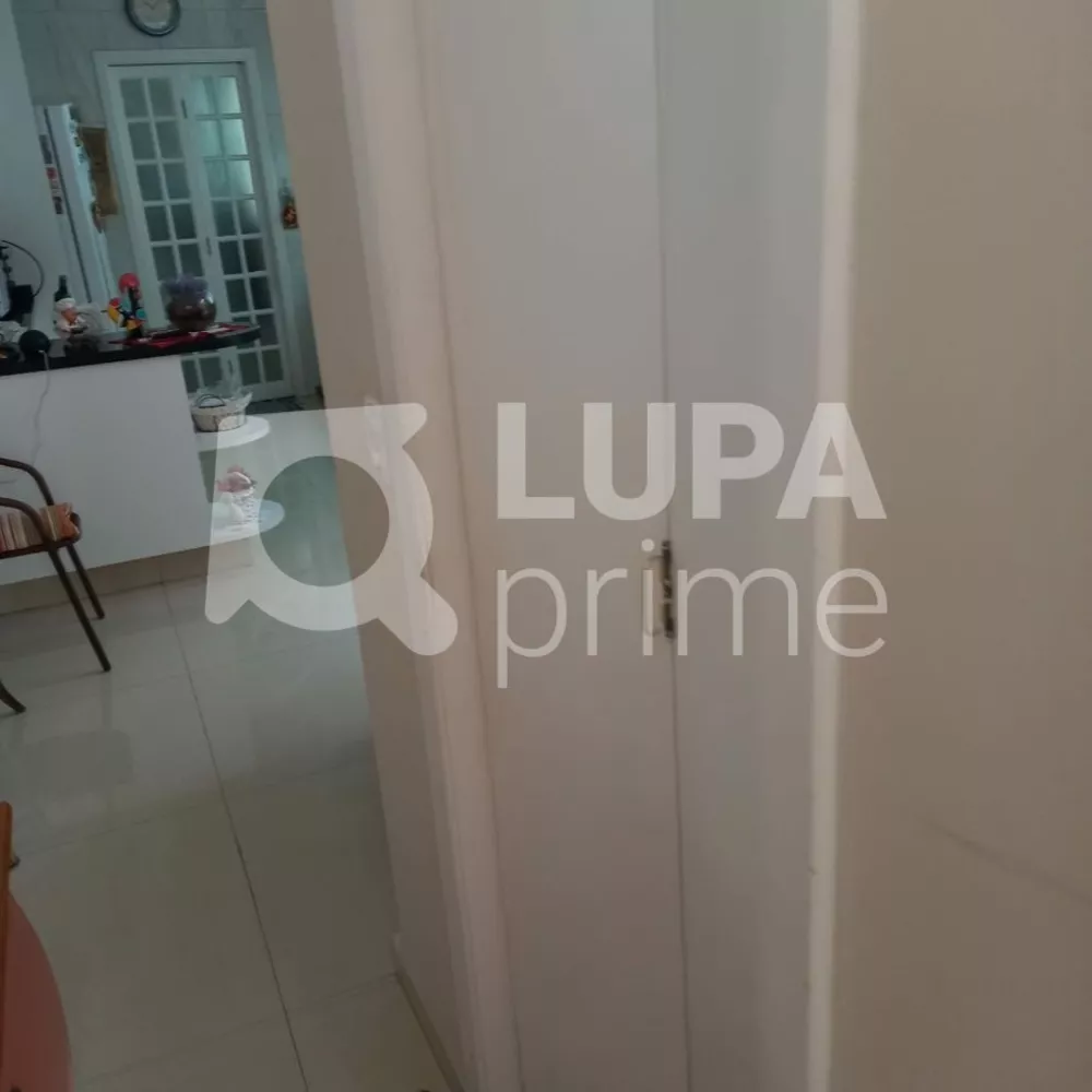 Casa, 3 quartos, 210 m² - Foto 1