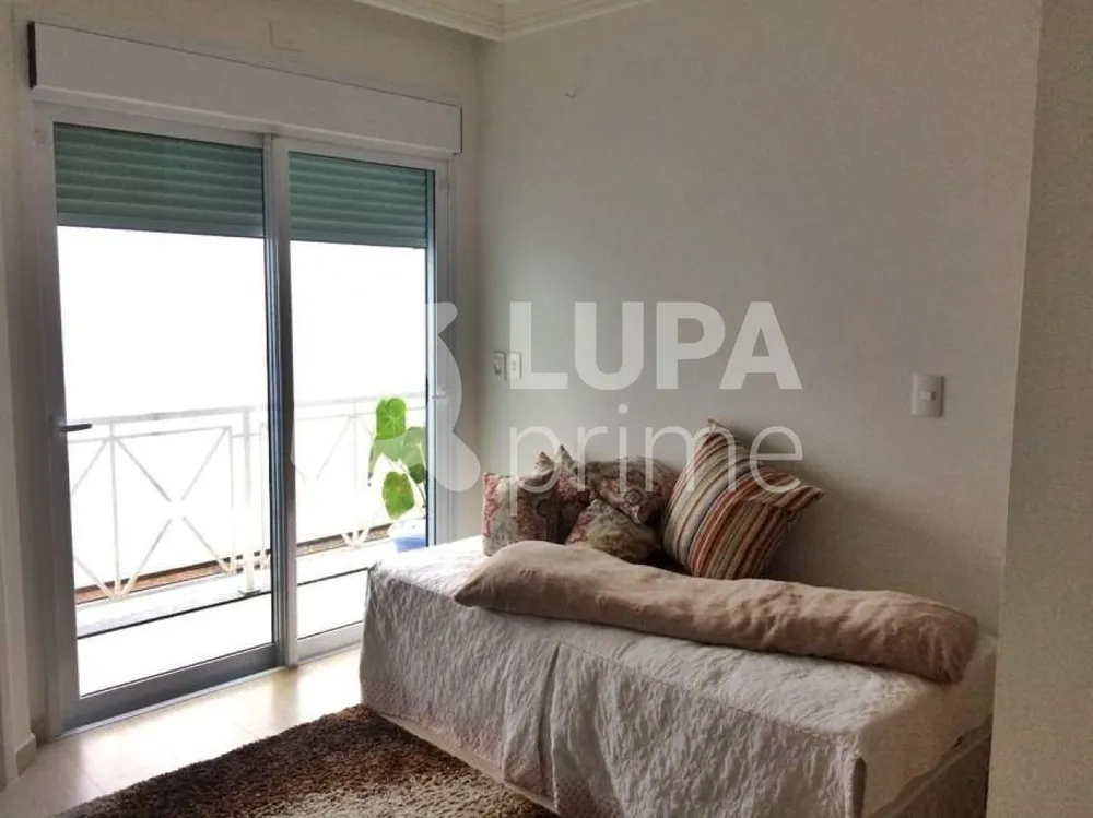 Casa, 4 quartos, 391 m² - Foto 1