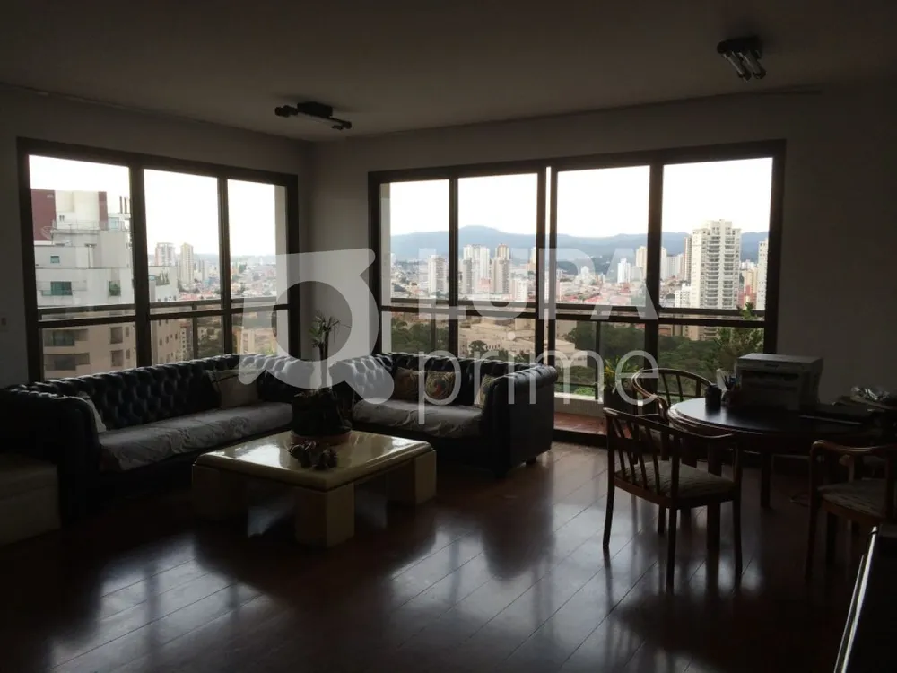 Apartamento, 3 quartos, 250 m² - Foto 1