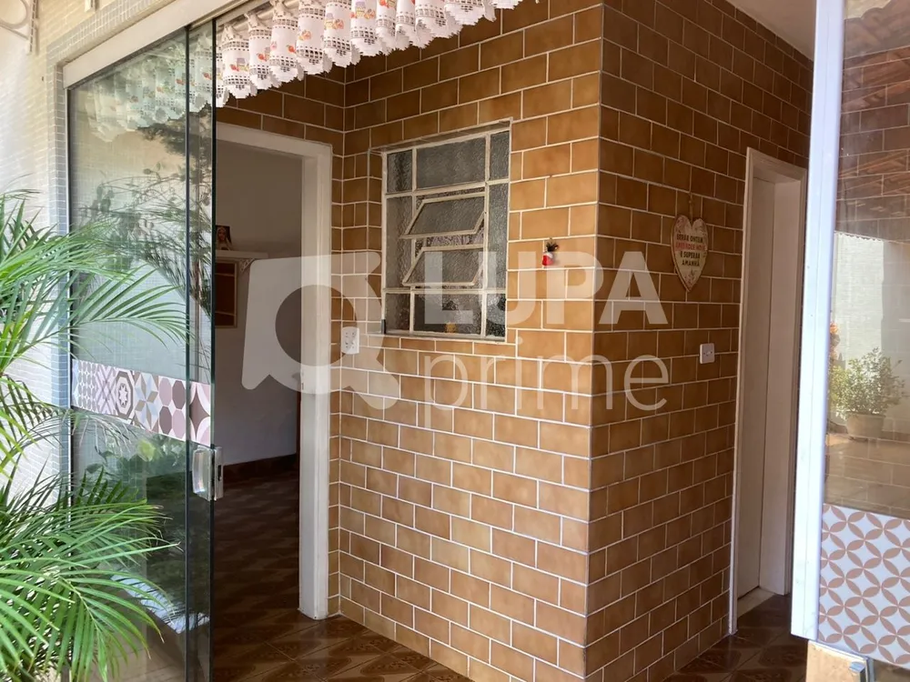 Casa, 3 quartos, 240 m² - Foto 11