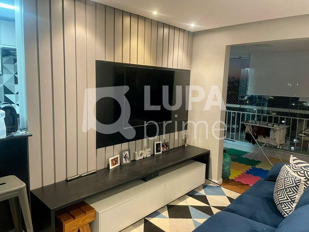 Apartamento à venda com 2 quartos, 69m² - Foto 2