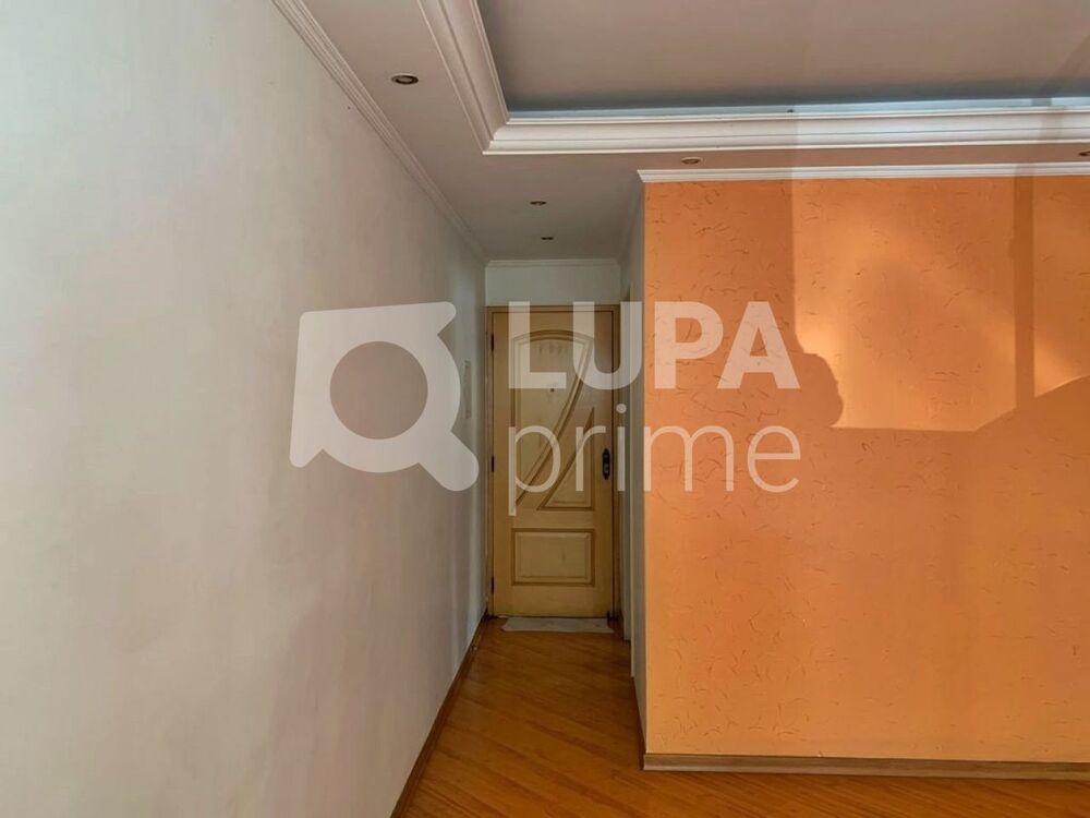 Apartamento à venda com 3 quartos, 64m² - Foto 1