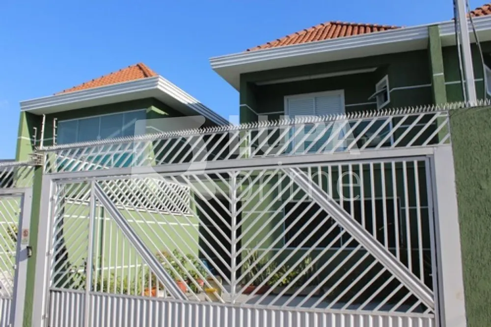 Casa, 3 quartos, 172 m² - Foto 1