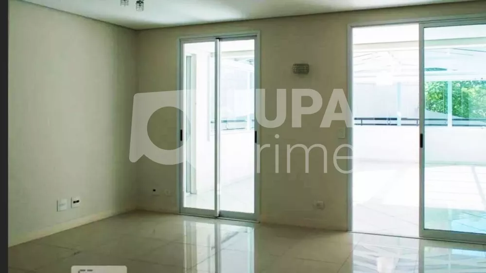 Apartamento à venda com 3 quartos, 140m² - Foto 3