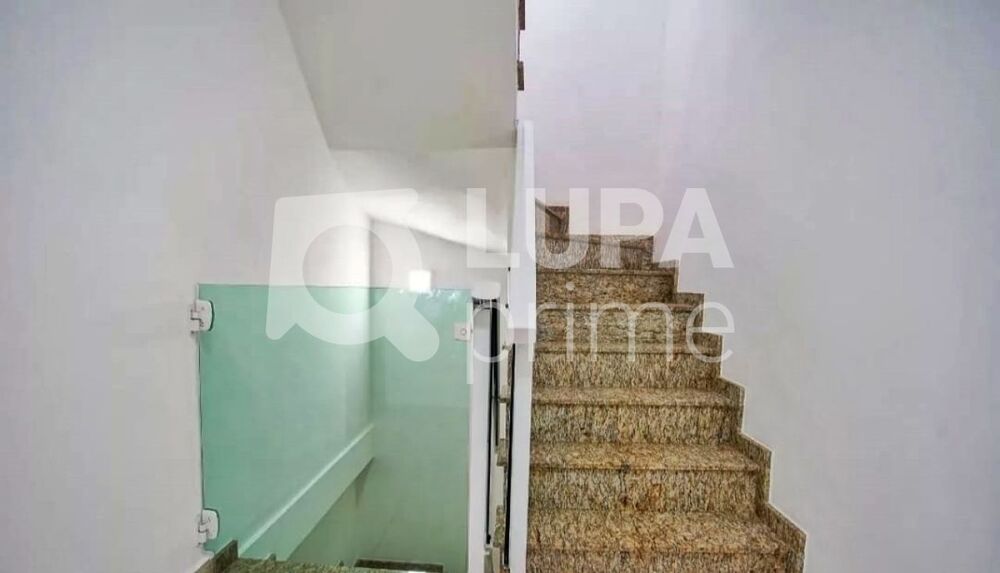 Casa, 3 quartos, 270 m² - Foto 2
