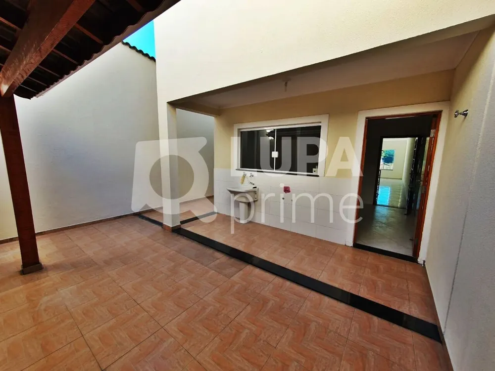 Casa, 3 quartos, 193 m² - Foto 1