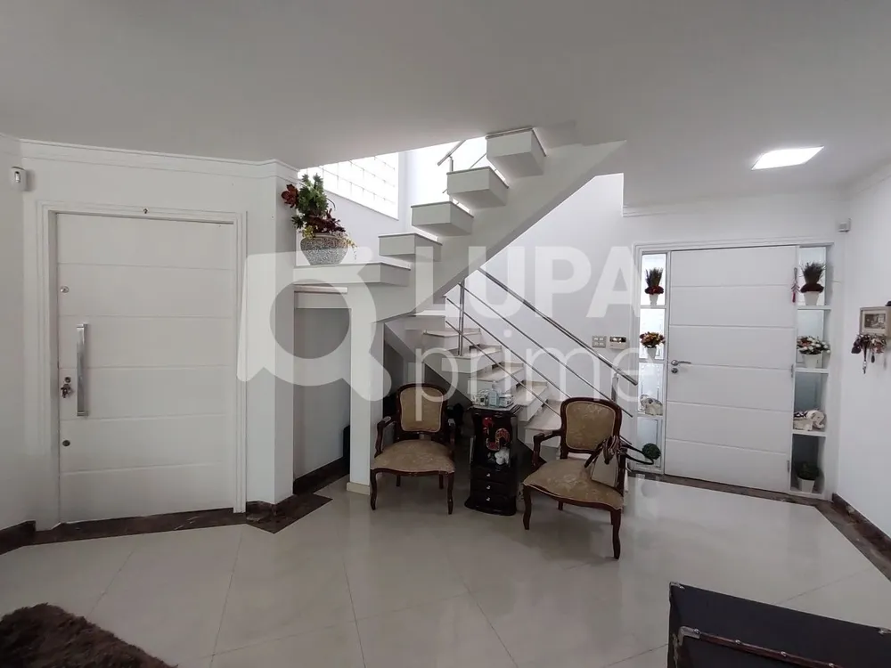 Casa, 4 quartos, 370 m² - Foto 9