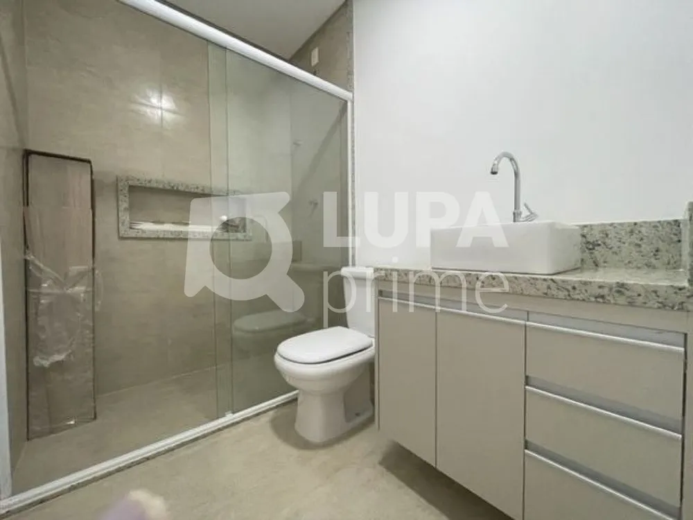 Casa, 4 quartos, 200 m² - Foto 2