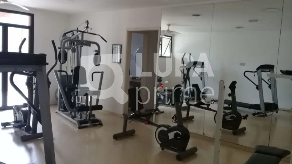 Apartamento, 3 quartos, 142 m² - Foto 2