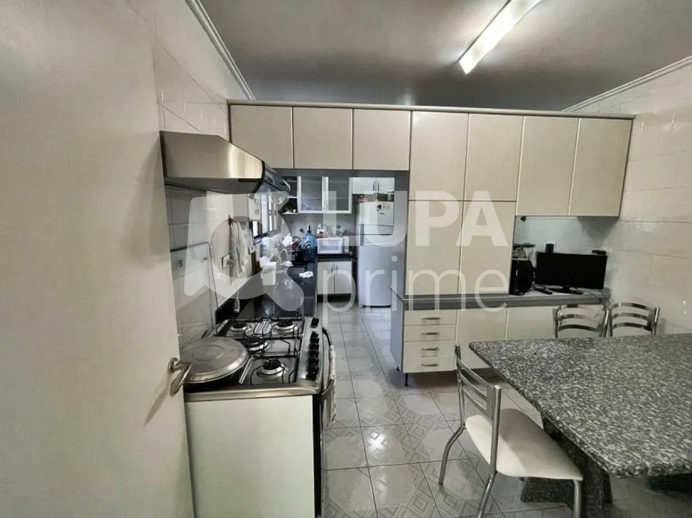 Casa, 3 quartos, 208 m² - Foto 1