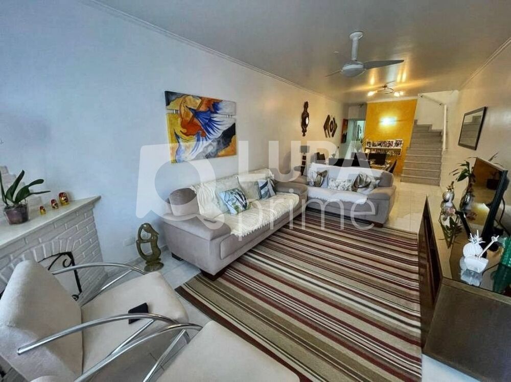 Casa, 3 quartos, 208 m² - Foto 2