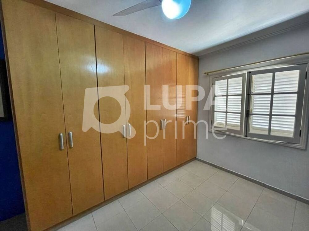 Casa, 3 quartos, 208 m² - Foto 6