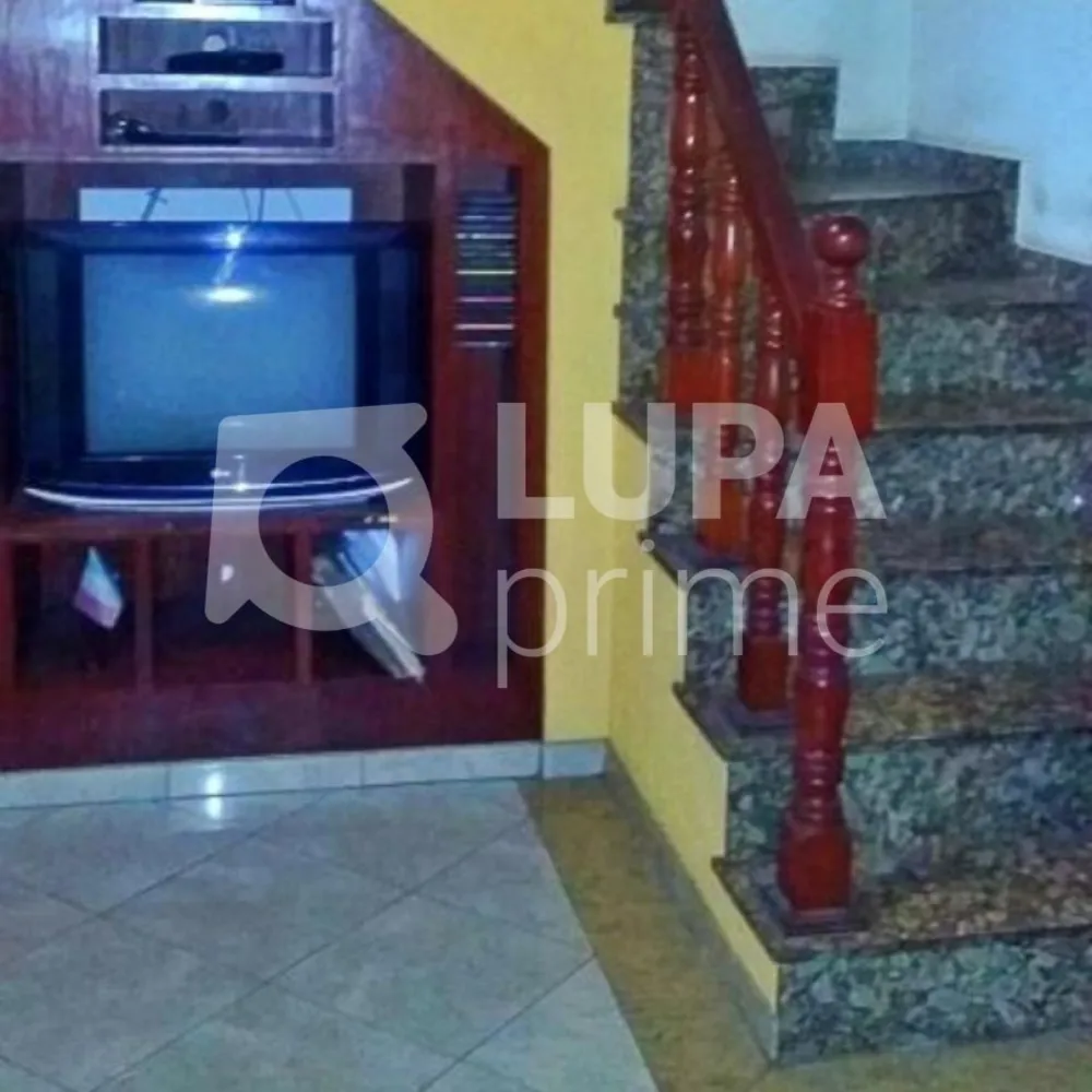Casa, 3 quartos, 250 m² - Foto 9