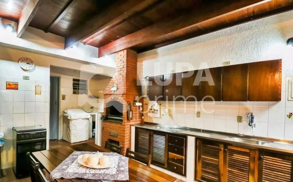 Casa, 3 quartos, 250 m² - Foto 7