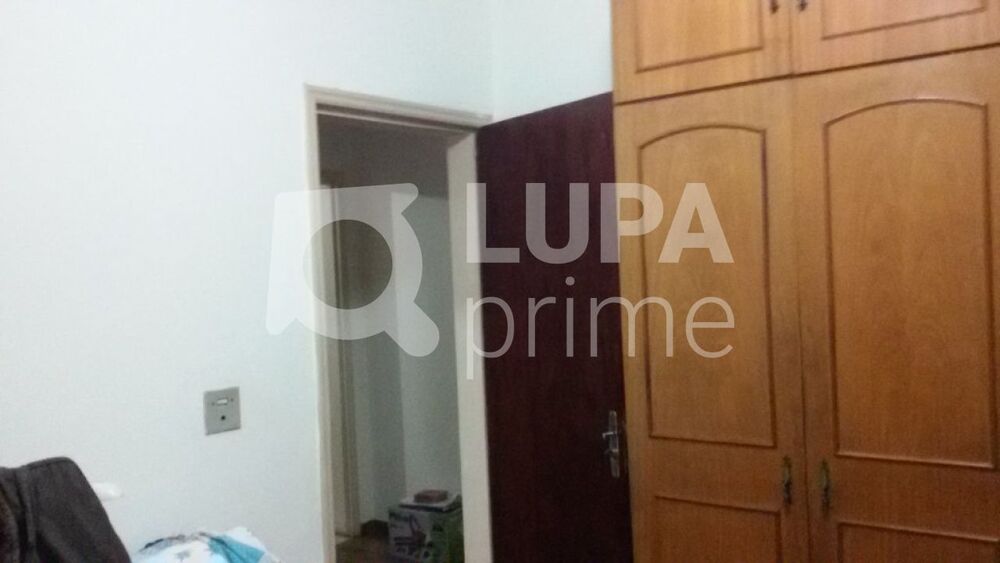 Casa à venda com 3 quartos, 289m² - Foto 8