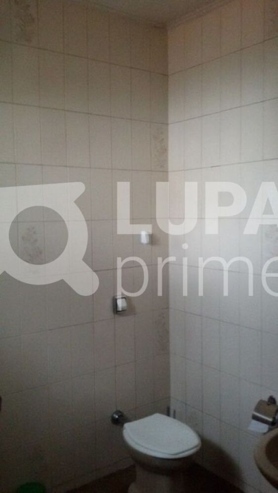 Casa à venda com 3 quartos, 289m² - Foto 9