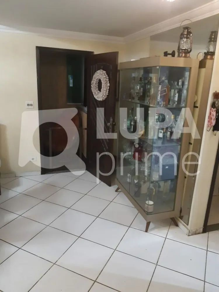 Casa, 3 quartos, 240 m² - Foto 3