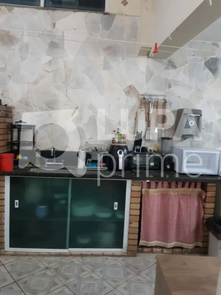 Casa, 3 quartos, 240 m² - Foto 6